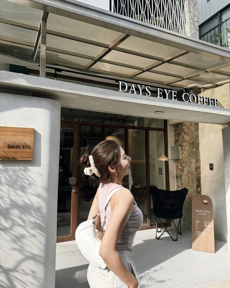 「DAYS EYE COFFEE」審計新村隱藏咖啡館、品味質感空間、愜意午後享受！