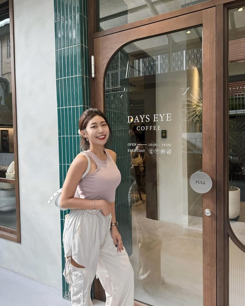 「DAYS EYE COFFEE」審計新村隱藏咖啡館、品味質感空間、愜意午後享受！