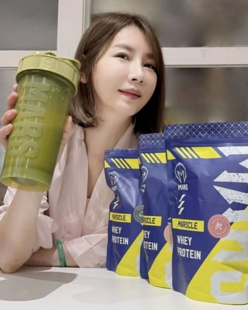 「MARS MARSCLE濃縮乳清蛋白」台灣第一家自製乳清品牌、健康快速營養早餐新選擇！