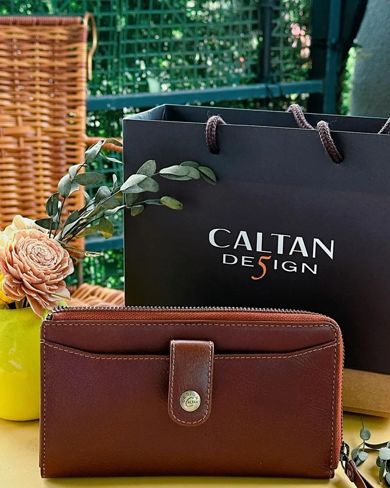 「CALTAN DESIGN扣飾L型時尚長夾」經典不敗！大容量多功能、精工細作、時尚收納利器！
