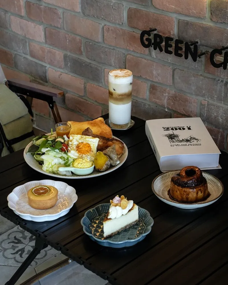 「綠櫻桃咖啡」台南隱藏版早午餐！五年口碑經營！必試香煎雞腿排、貓吐司、極致口感、滿足所有美食慾望！