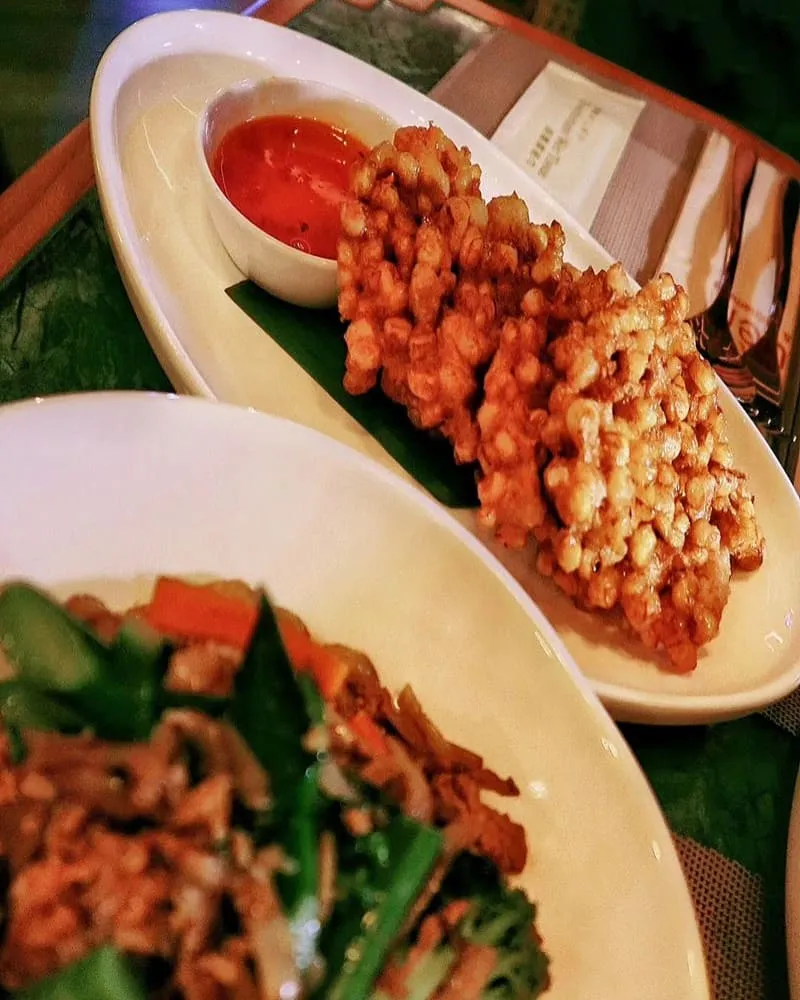 「Ruên Thai & Vietnamese」尖東海濱人氣熱門餐廳！迷幻風情、泰越美食！