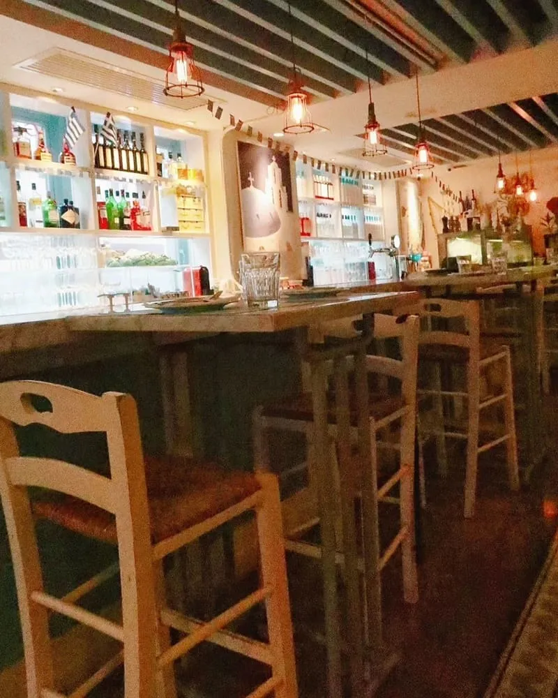 「Santorini Greek Taverna」灣仔分店希臘風情！異國料理、地中海菜、希臘菜、沙律！